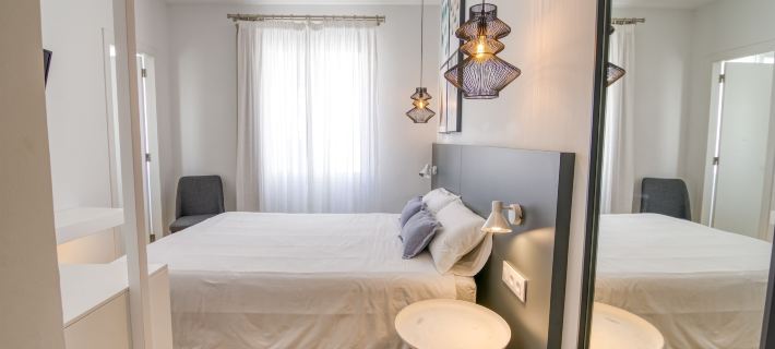 Hostal la Isla Hotels in Menorca