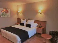 Hotel & Spa Niunit Hotels near Coll d'Ordino