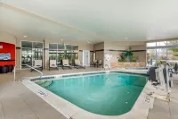 Cambria Hotel Akron - Canton Airport Hotels in Green