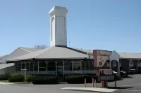 Hyannis Plaza Hotel