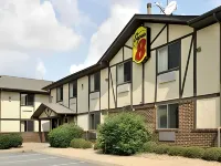 Super 8 by Wyndham Hampton Hôtels à : Hampton