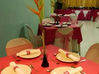 แบมบูการ์เด้น บิซเนส อินน์