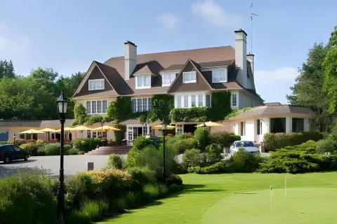 Le Manoir Hôtel