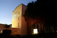B&B HOTEL First