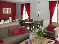 โรงแรมมอนดิเชียล