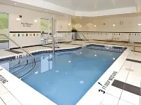 Fairfield Inn & Suites Bedford - Pools