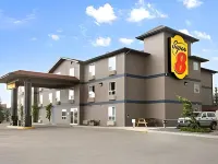 Super 8 by Wyndham Whitecourt Hotels in Whitecourt