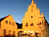 Landhotel Weißer Hahn Hotels in Wemding