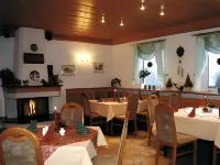 Hotel & Restaurant Eisenberger Hof Hotels in Moritzburg