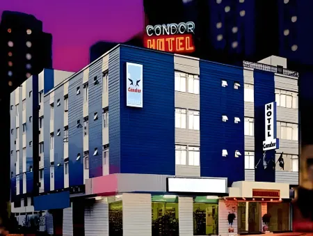 Rede Andrade Mercado Hotel Отели рядом с достопримечательностью «Botanical Garden of Curitiba»