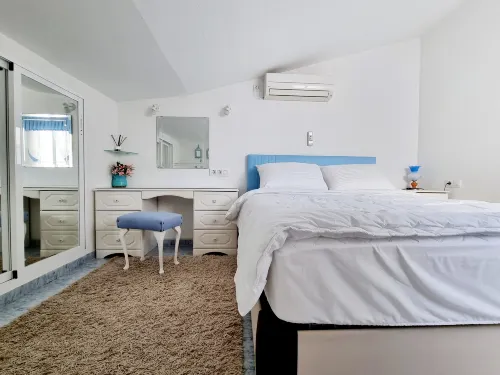 Bungalow Near the Salt Lakes of Torrevieja and la Mata and Their Beaches