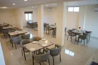 Zip by Spree Hotels Bhopal - พร้อมอาหารเช้า
