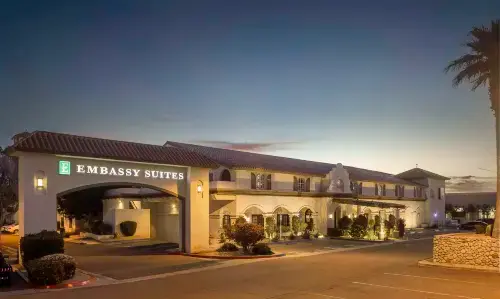 Embassy Suites by Hilton Palm Desert - parking