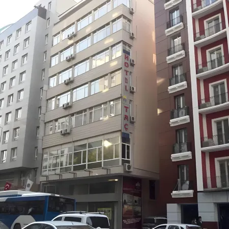 Tac Hotel