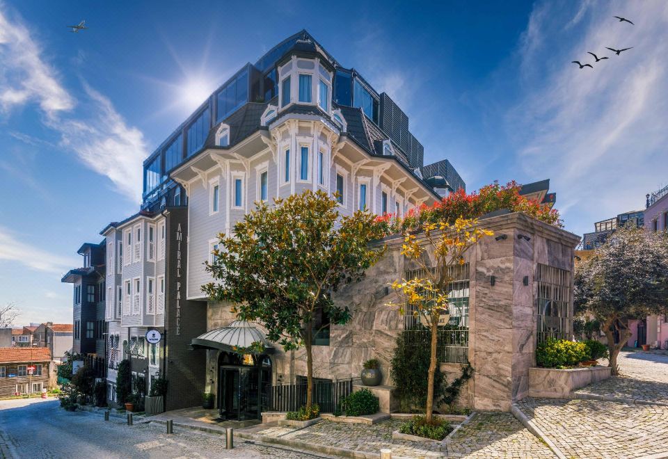 Amiral Palace Hotel Boutique Class & Spa