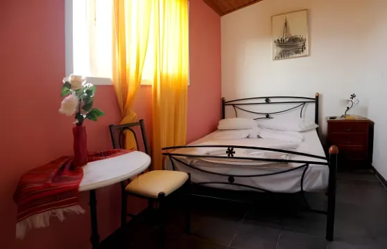 提諾斯遺產廣場