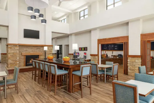 Hampton Inn & Suites Springfield