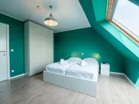 Parklane Hotels in 
