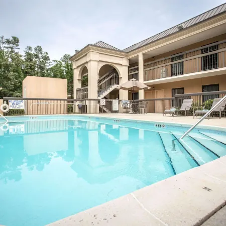 Clarion Inn & Suites Aiken South