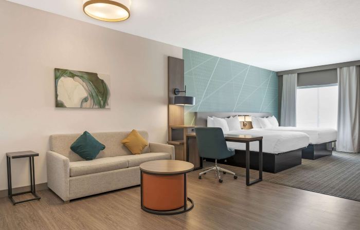 Comfort Suites
