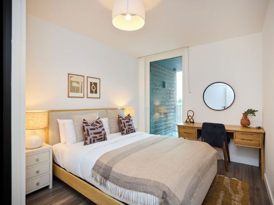 The Tottenham Place - Stylish 1BDR Flat with Balcony