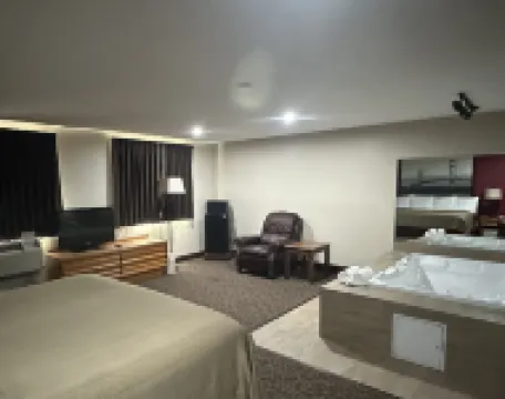 Super 8 by Wyndham West Branch ウェスト・ブランチのホテル