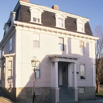 Cleveland House Inn