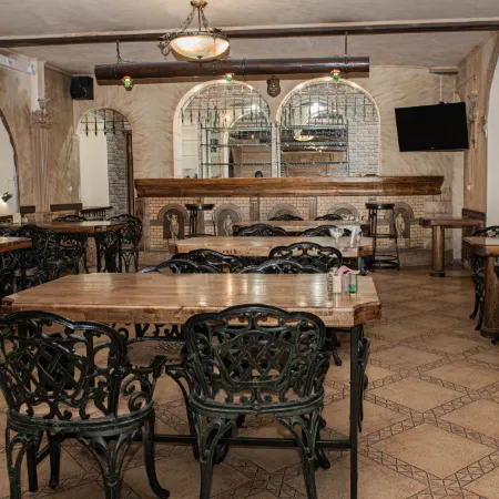 Viktoriya Hotel