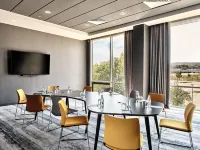 Crowne Plaza SOFIA by IHG - Business