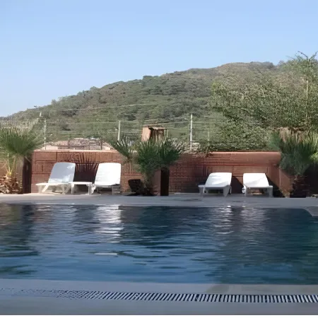 Ozalp HAN Hotel