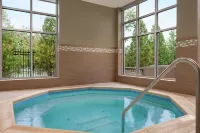 Homewood Suites by Hilton Charlottesville - Hot Tub