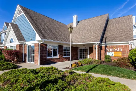 Sonesta ES Suites Charleston Отели в г. Чарльстон