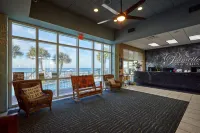 Palmetto Beachfront Hotel, a by the Sea Resort - 2-Star