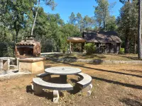 The Chalet VertVentoux - Charming Wooden Chalet for a Cozy and Relaxing Getaway