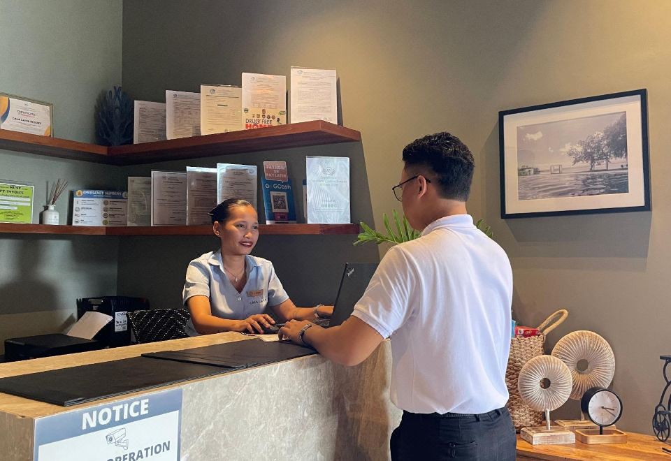 칼라 라이야 수영장