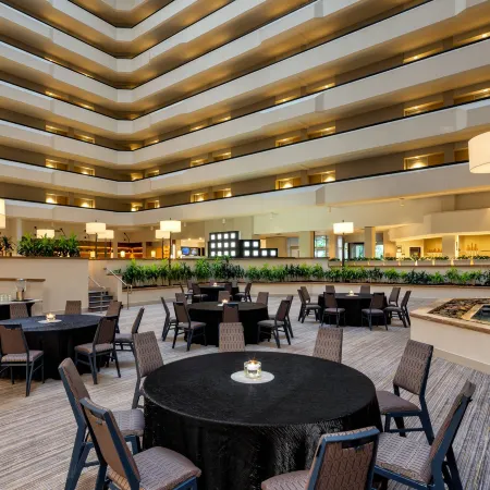 Sheraton West des Moines Hotel
