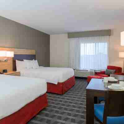 TownePlace Suites McAllen Edinburg Rooms
