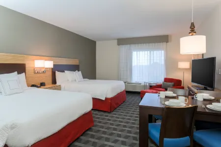 TownePlace Suites McAllen Edinburg Отели рядом с достопримечательностью «IBC Bank»