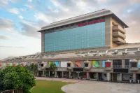 힐튼 가든 인 뉴델리 사켓  호텔