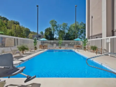 Hampton Inn Huntington/Barboursville Hotels in Barboursville