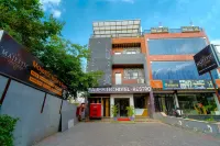 Majestic Hotel and Restro - Bjergudsigt