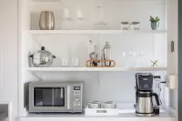Waterfront Studio, newly renovated, A Cool Studio, Glen Arbor M22 Crystal River