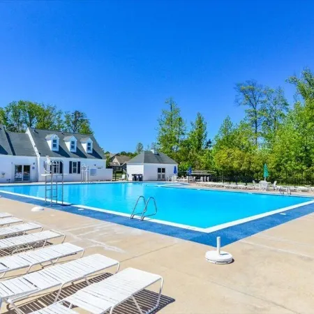 Beautiful Pines Home - Great for Large Families & Close to All Area Attractions!