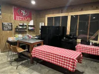 Cabin 4 - Rustic Mountain Cabin - Up to 4 persons