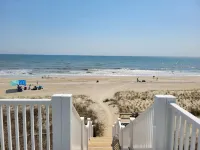 Spacious, Two Bedroom Condo at the Center of the Crystal Coast - 비치