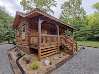 Bennett Lake Tiny Cabin
