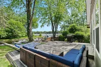 Commerce Cove Cottage - Quiet Lake Retreat, Pet-Friendly!
