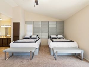 Majestic Villa/Heated Pool/Wifi/Work Station/Golf