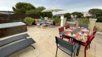 Appartement Avec Toit Terrasse et Jaccuzi