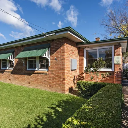 Olive Tree Cottage in the heart of Mudgee.